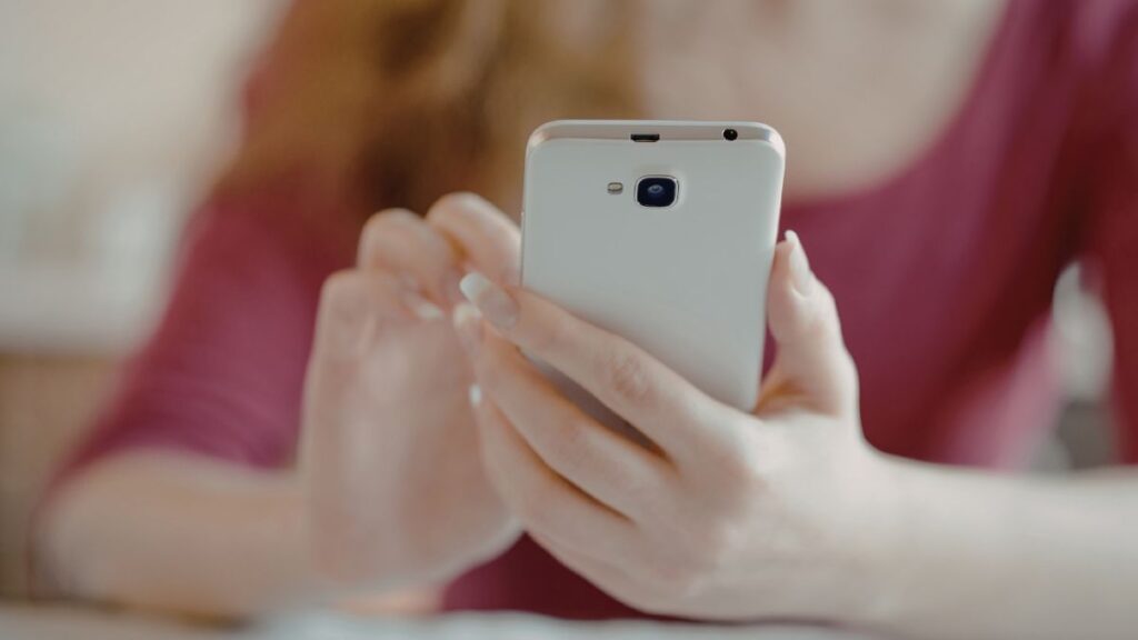 Reduce Digital Distractions with One Micro Habit